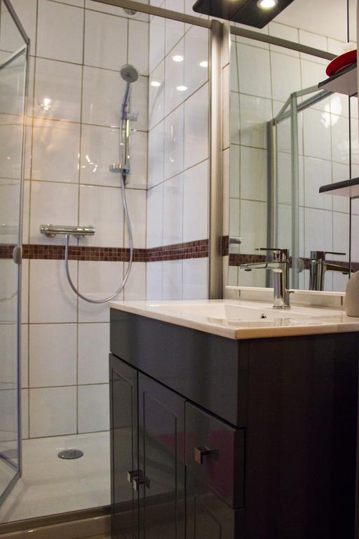 Aux Ronzieres Bed and Breakfast Pouilly-sous-Charlieu Buitenkant foto
